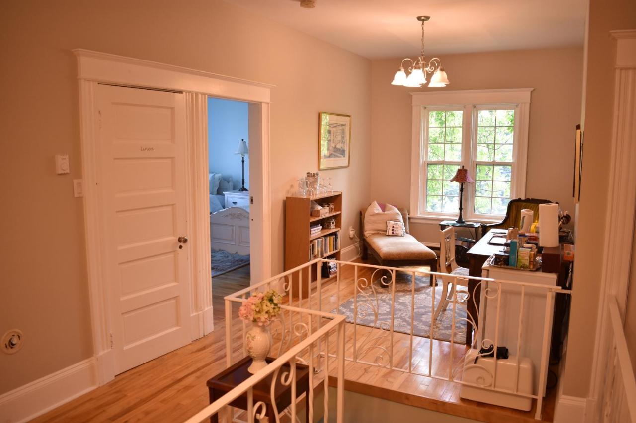 KING GEORGE BED & BREAKFAST | ⋆⋆⋆⋆⋆ | MIRAMICHI, CANADA | SEASON DEALS ...